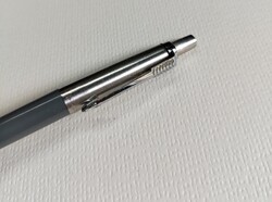 Parker töltő ceruza.