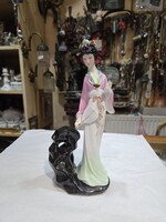 Kinai porcelán figura