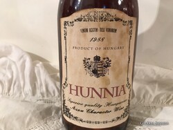 WINE - Year 1988 - HUNNIA - NEGOTIABLE! - SUPERIOR QUALITY - ASZU - UNOPENED!!