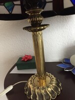 Tiffany stílusú asztali lámpa