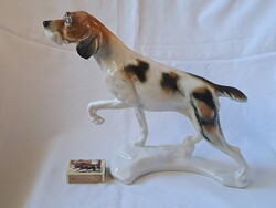 Ritka, nagy méretű, Karl ENS / Volkstedt, kézzel festett vizsla / pointer kutya porcelán figura