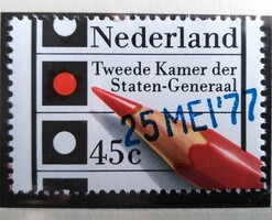 HOL1096 / Hollandia 1977 Parlamenti Választások bélyeg postatiszta