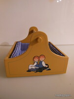 ASZTALKÖZÉP - KÍNÁLÓ - KARI TRESTAKK  - FESTETT FA - NORVÉG  NÉPMŰVÉSZET - 18 x 16 x 12 cm - VINTAGE
