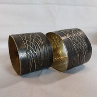 Antik / Vintage alpakka szalvétagyűrű pár – áttört geometriai mintás (2 db)