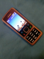 Nokia 6300 Mobiltelefon retro fémháza