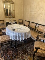 Eladó antik stílusú szalon garnitúra