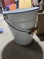 ORIGINAL BONYHÁDI: Beautiful white enameled bucket with wooden handle!