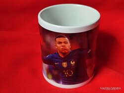 KYLIAN MBAPPE FRANCIAORSZÁG BÖGRE