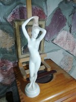 Porcelán figura 122 Akció Aukció több száz termék vegye vigye