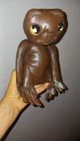 Retró ET figura