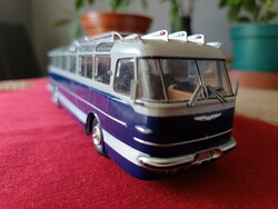 Ikarus 55 (1953) távolsági autóbusz 26 cm modell 1:43 gyűjtői darab
