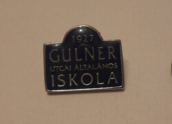Ritka 1927-es Gulner utcai Iskola tűzzománc jelvény. Hibátlan, alapítási évi darab!