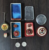 Retro socialist (Kádár era) collection bundle – Pins, awards, and tantusz