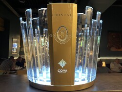 CHAMPAGNE CLUB - Louis Roederer Cristal 8 palackos LED-es pezsgőhűtő jégkád