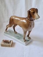 Beautifully painted, flawless Zsolnay Hungarian Vizsla porcelain figurine, designed by Őry F.