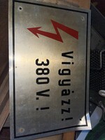 Retro „Vigyázz! 380 V. !” alumínium ipari tábla