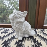 Porcelán Macska Figura