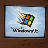 14” Dell E550 Monitor CRT For Retro  játékokhoz , használt , jó állapotú   .