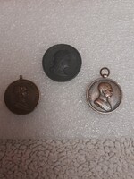 Két bronz I vh.-s Ferencz József kitüntetés és egy 1940-esErdélyi Részek Felszabadulásának emlékére