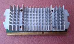 Retro Intel Celeron 366 Mhz Slot 1 Processzor - 33366 - SL2WN , működik   .