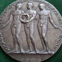 Reményi József: A Magyar Képzőművészek Egyesületének érme, 1927
