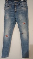 Jewelly vagány skinny farmer piros kockás betétekkel – XS / 34