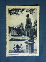 Képeslap,Harkány,park,szökőkút,női szobor látkép,részlet,Weinstock Bp. kiadás,1940-