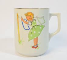 Zsolnay "mesebögre" - mesefigurás porcelán csésze