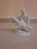 Fehér Herendi porcelán Ludas Matyi figura