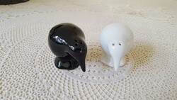 New Zealand ceramic salt and pepper shaker set