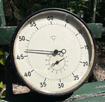 Régi vintage mechanikus Junghans Haupt laboratóriumi iskolai stopperóra fali stopper óra