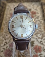 Raketa vintage óra /35 mm klasszikus felhúzós szovjet gyártmány/