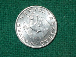 10 Fillér 1976 ! Nem Volt Forgalomban ! Verdefényes !