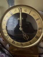 Hermle zodiákus asztali óra, sárgaréz