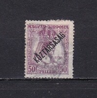 1918 Köztársaság 50f Felülnyomott Háborús Adomány Bélyeg Károly-Zita