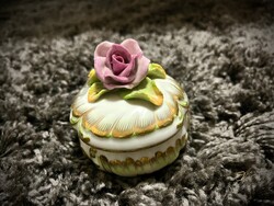 Herendi porcelán kiskészlet (Viktória mintás bonbonier és levélka)