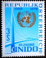 A1532 / Ausztria 1976 Az Egyesült Nemzetek Iparfejlesztési Szervezete bélyeg postatiszta