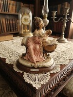 Gyűjtői, Capodimonte Bruno Merli porcelánfigura - Anya gyermekével 1981