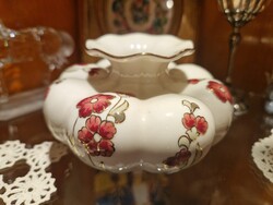 Zsolnai porcelán váza