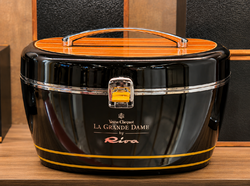 CHAMPAGNE CLUB - Veuve Clicquot La Grande Dame by Riva Cruiser Bag