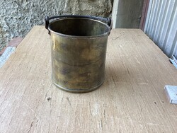Antik 19.sz. sárgaréz bogrács , kovácsoltvas füllel .