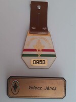 Vám- és Pénzügyőrség sorszámozott szolgálati jelvény és névkitűző szett - 1990-es évek