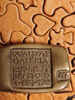 Asszonyi Tamàs Qualitas bronz kisplasztika