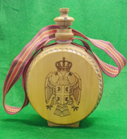 Faragott hársfa kulacs Szerbia címerével –hagyományos šljivovica- Hibátlan, szövött pánttal  2004