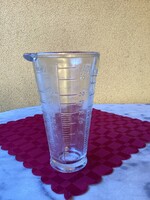 Glass kitchen measuring cup.