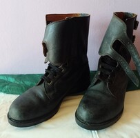 Magyar katonai " surranó " újszerű, 44- es méret