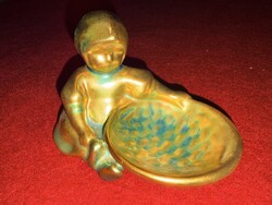 Zsolnay „Tálat tartó Annuska” eozin figura