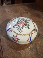 ANTIK EREDETI SEVRES KÉZZEL FESTETT PORCELÁN DOBOZ