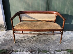 Golyós thonet pad