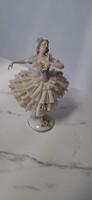 Német porcelán csipkés szoknyás ballerina